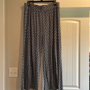 EUC wide leg dress pants